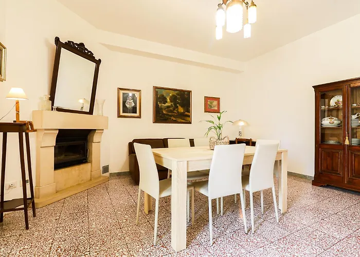 Casa Di Clara - Centralissimo Apartment *